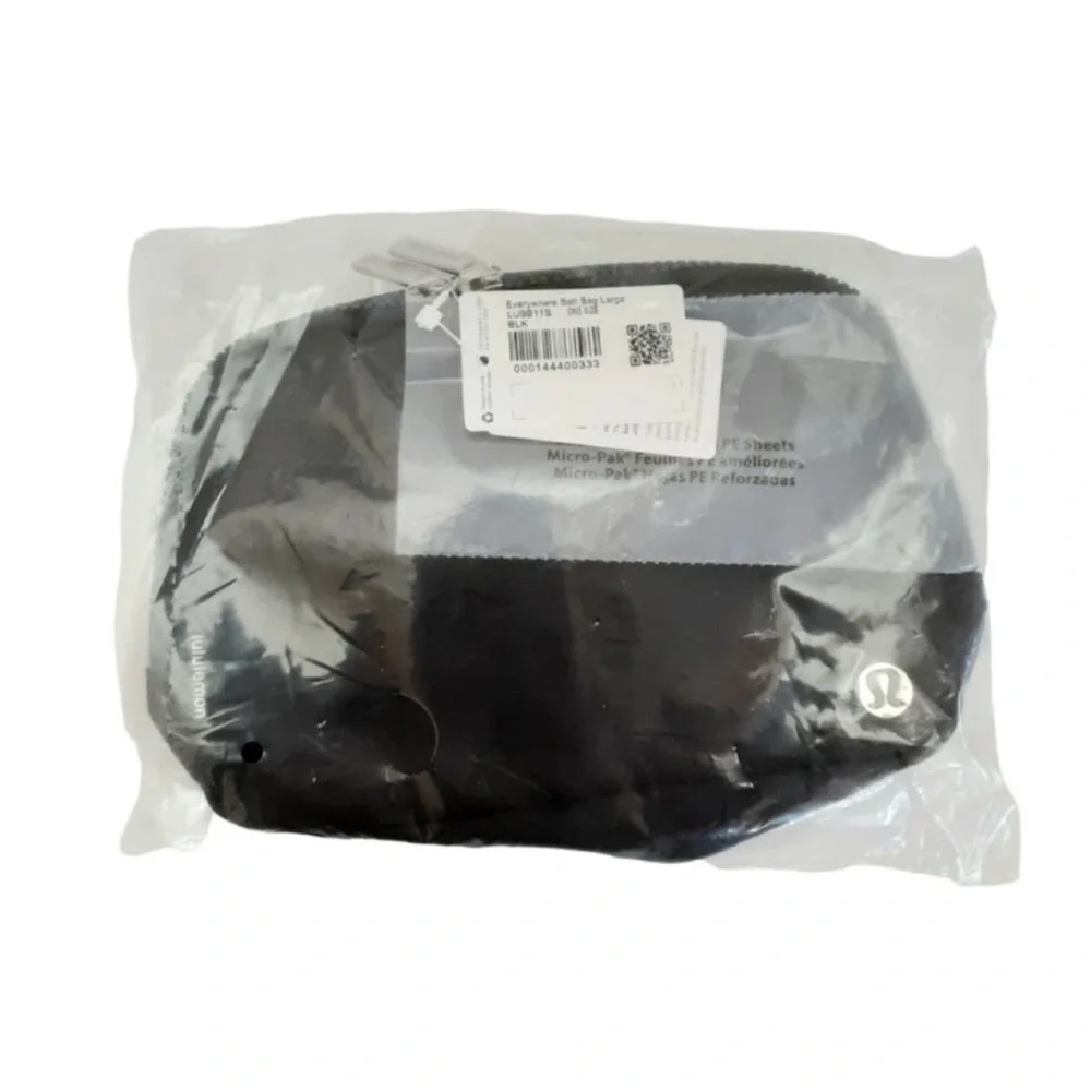 Black Lululemon Fanny Pack Everywhere Belt Bag 1L - Picture 2 of 2
